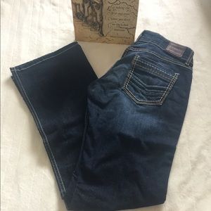 BKL arnre style 28 31 1/2 Like New.